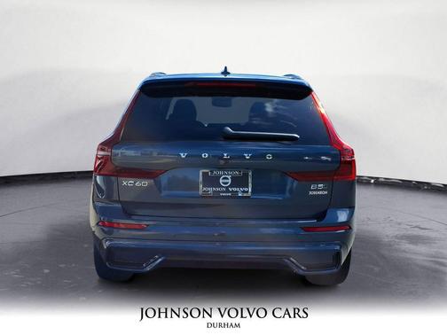 2026 Volvo XC60 B5 Plus