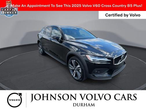 Onyx Black Metallic 2025 Volvo V60 Cross Country Plus, B5 AWD Gas (mild hybrid)
