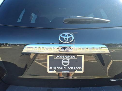 2013 Toyota Highlander SE