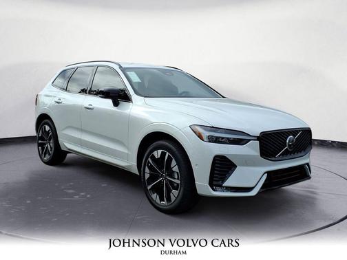 2026 Volvo XC60 B5 Plus