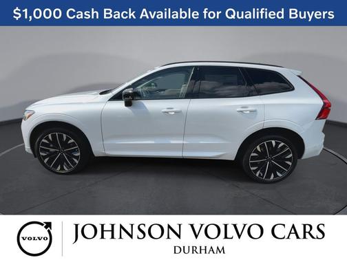 Crystal White Metallic 2026 Volvo XC60 B5 Ultra