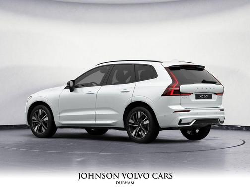 2026 Volvo XC60 B5 Plus