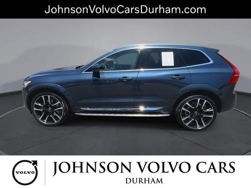 Denim Blue Metallic 2023 Volvo XC60 B5 Ultimate Bright Theme