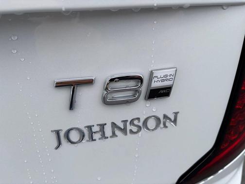 2026 Volvo XC90 Plug-In Hybrid Plus, T8 AWD, Electric/Gasoline, Bright, 7 Seats