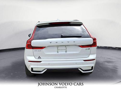 2026 Volvo XC60 B5 Ultra