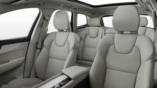 2026 Volvo XC60 B5 Ultra