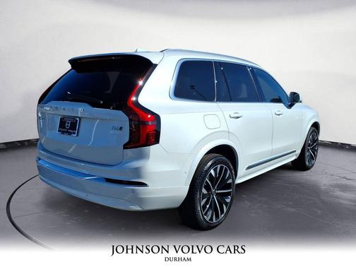 2026 Volvo XC90 B6 Plus 7-Seater