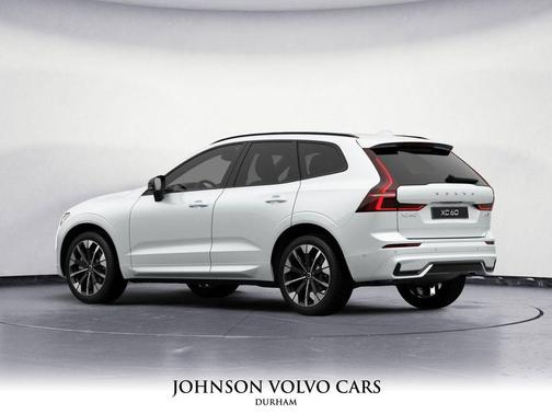2026 Volvo XC60 B5 Plus