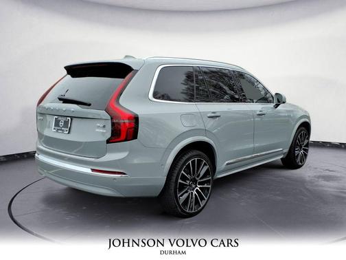 2026 Volvo XC90 B6 Plus 7-Seater