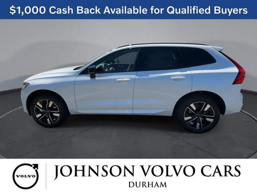Crystal White Metallic 2026 Volvo XC60 B5 Core