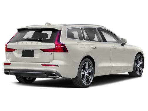 2020 Volvo V60 T5 Momentum