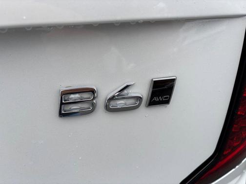 2026 Volvo XC90 Plus, B6 AWD Gas (mild hybrid), Gasoline, Bright, 7 Seats