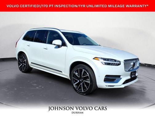 2023 Volvo XC90 B5 Plus