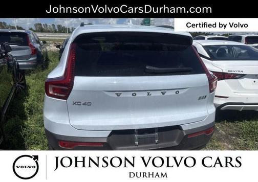 Cloud Blue 2026 Volvo XC40 Plus, B5 AWD Gas (mild hybrid), Dark