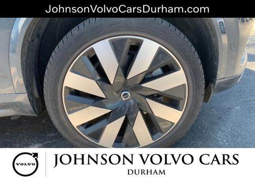 2023 Volvo XC90 Recharge Plug-In Hybrid T8 Ultimate Bright Theme 7-Seater