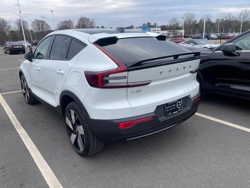 2023 Volvo C40 Recharge Pure Electric Twin Plus