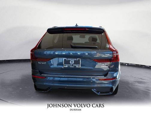 2026 Volvo XC60 B5 Plus
