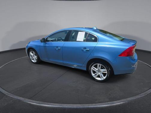 Power Blue Metallic 2014 Volvo S60 T5