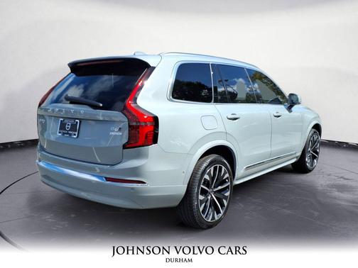 2026 Volvo XC90 B6 Plus 7-Seater