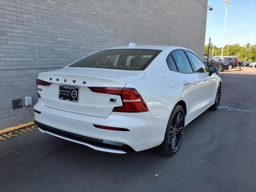 2024 Volvo S60 Recharge Plug-In Hybrid T8 Plus Black Edition