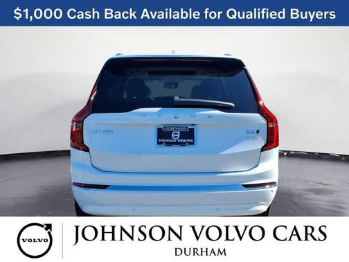 Crystal White Pearl 2026 Volvo XC90 B6 Ultra 7-Seater