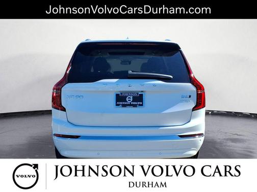 Crystal White Pearl 2026 Volvo XC90 B6 Ultra 7-Seater