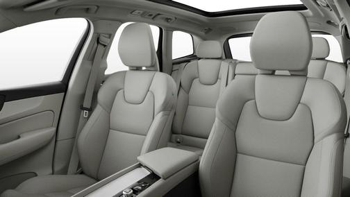 2026 Volvo XC60 B5 Ultra