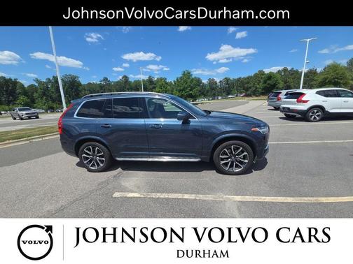 -Select- 2019 Volvo XC90 T6 Momentum