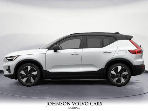 2026 Volvo EX40 Twin Motor Plus