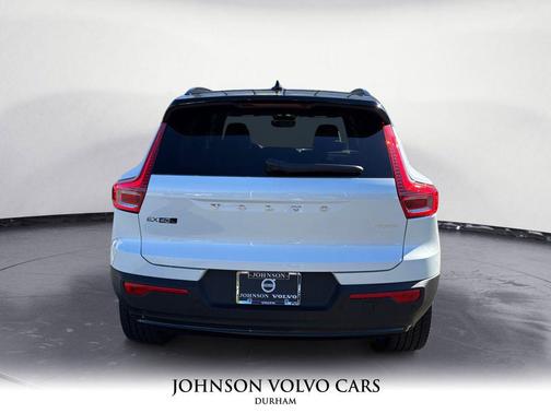 2026 Volvo EX40 Twin Motor Plus