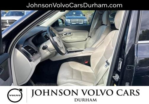 Onyx Black Metallic 2023 Volvo XC90 B6 Plus 6-Seater
