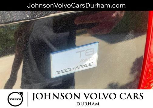 Onyx Black Metallic 2023 Volvo XC90 Recharge Plug-In Hybrid T8 Plus Bright Theme 7-Seater