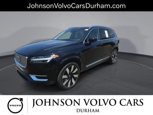 Onyx Black Metallic 2023 Volvo XC90 Recharge Plug-In Hybrid T8 Plus Bright Theme 7-Seater