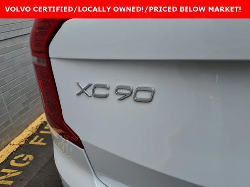 2025 Volvo XC90 Plug-In Hybrid T8 Plus 7-Seater