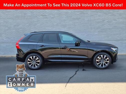 2024 Volvo XC60 B5 Core Dark Theme