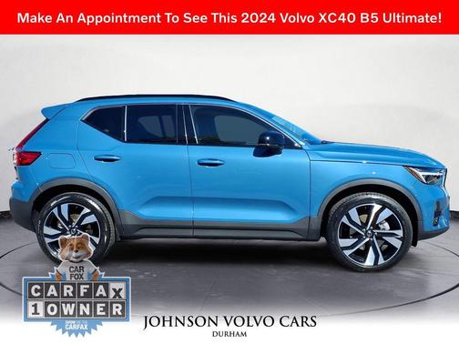 2024 Volvo XC40 B5 Ultimate Dark Theme