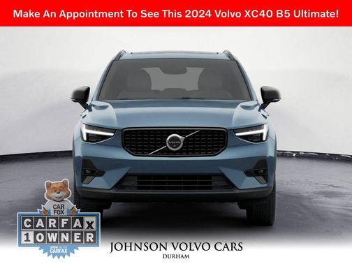 2024 Volvo XC40 B5 Ultimate Dark Theme
