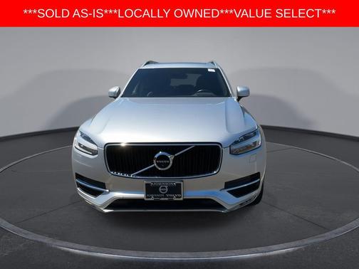 Bright Silver Metallic 2018 Volvo XC90 T5 Momentum
