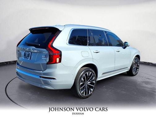 2026 Volvo XC90 B6 Plus 7-Seater