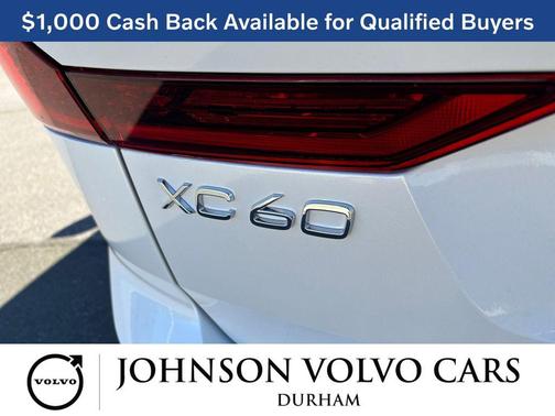 Crystal White Metallic 2026 Volvo XC60 B5 Ultra