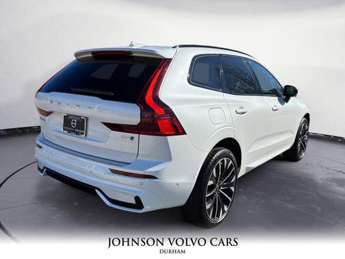 2026 Volvo XC60 B5 Ultra