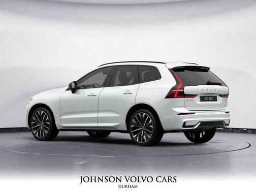 2026 Volvo XC60 B5 Ultra