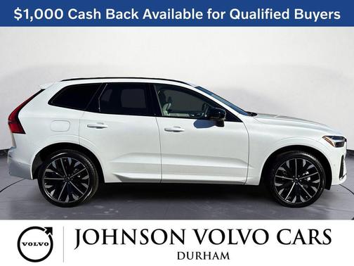 Crystal White Metallic 2026 Volvo XC60 B5 Ultra