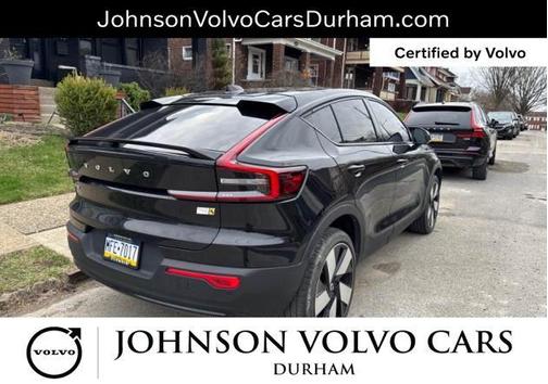 Onyx Black Metallic 2023 Volvo C40 Recharge Pure Electric Ultimate