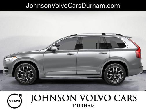2018 Volvo XC90 T6 Momentum