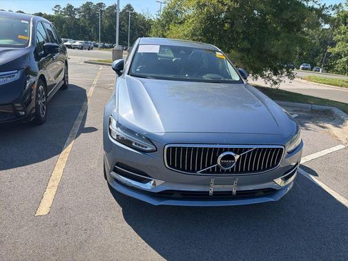 Mussel Blue Metallic 2017 Volvo S90 T6 Inscription