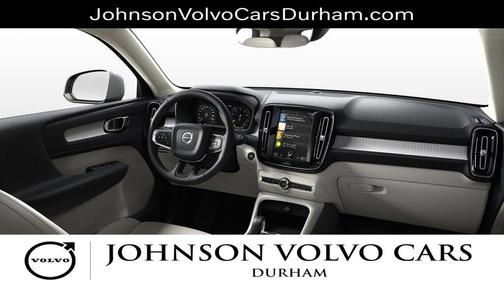 2021 Volvo XC40 T5 Momentum