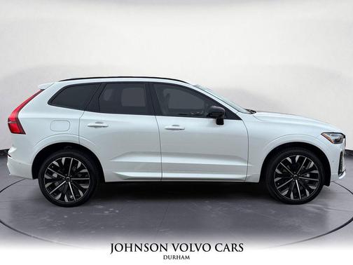 2026 Volvo XC60 B5 Ultra