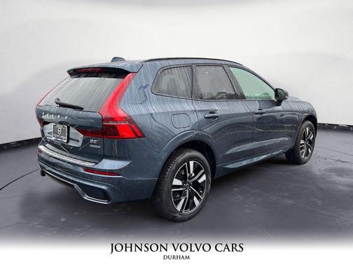2026 Volvo XC60 B5 Plus