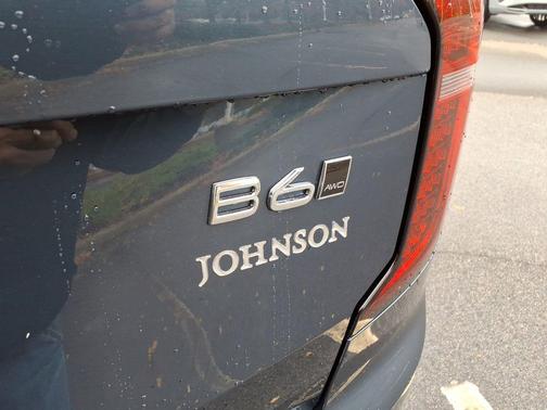 2026 Volvo XC90 B6 Ultra Dark Theme 6-Seater